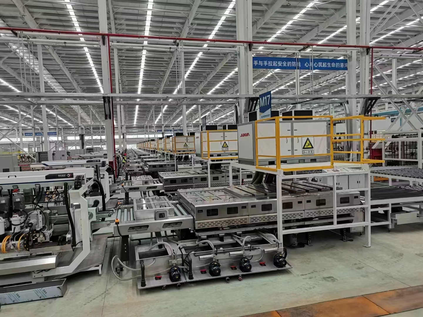 photovoltaic glass washing machine