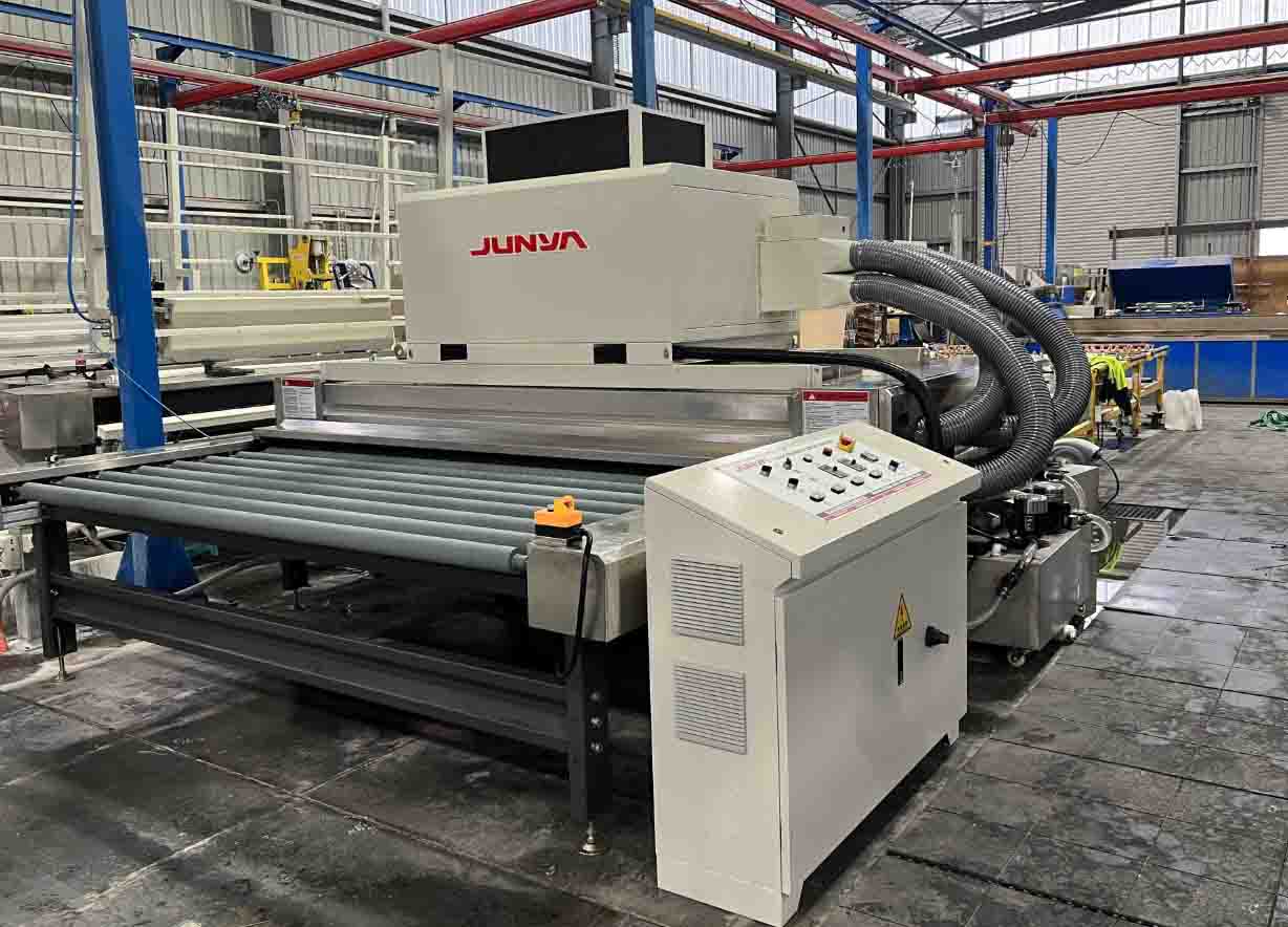 GLASS WASHING MACHINE